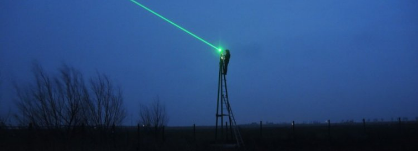 Laser to prevent avian flu transmitted by wild waterfowl in free-range poultry farms