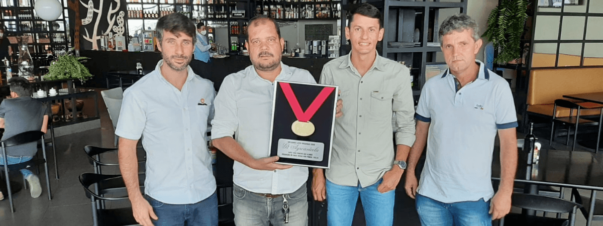 Cobb-Vantress premia lote da G3 Agroavícola
