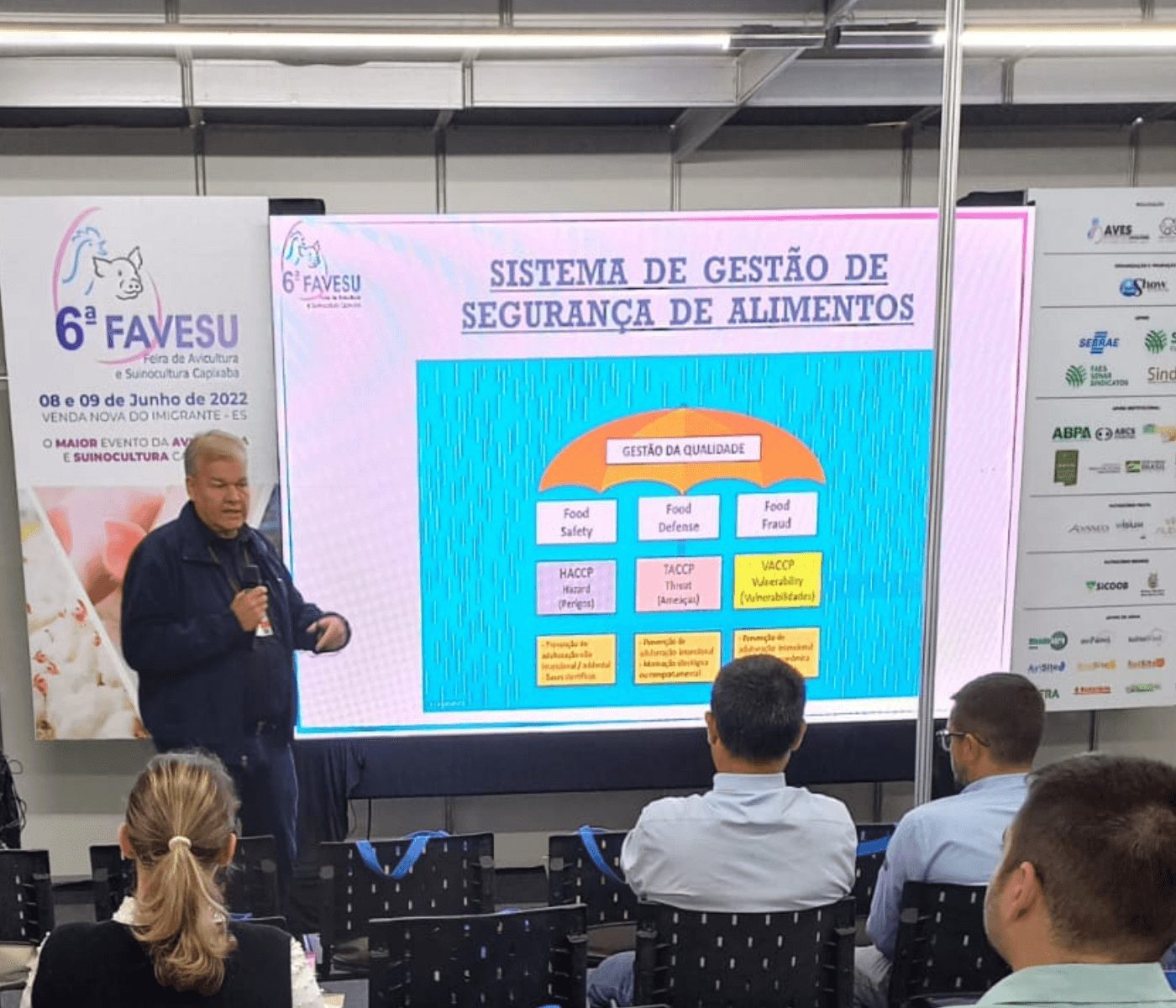 Programas de autocontrole no setor de ovos abrem o segundo dia do Qualificaves Postura Comercial