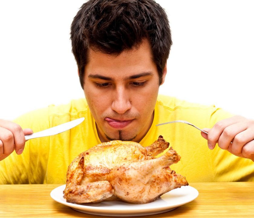 Pollo asado durante 40 días consecutivos, el último reto viral