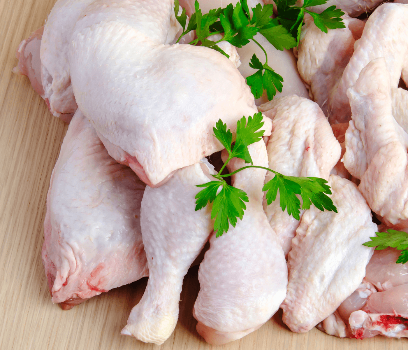Exportações de carne de frango crescem 0,9% em maio
