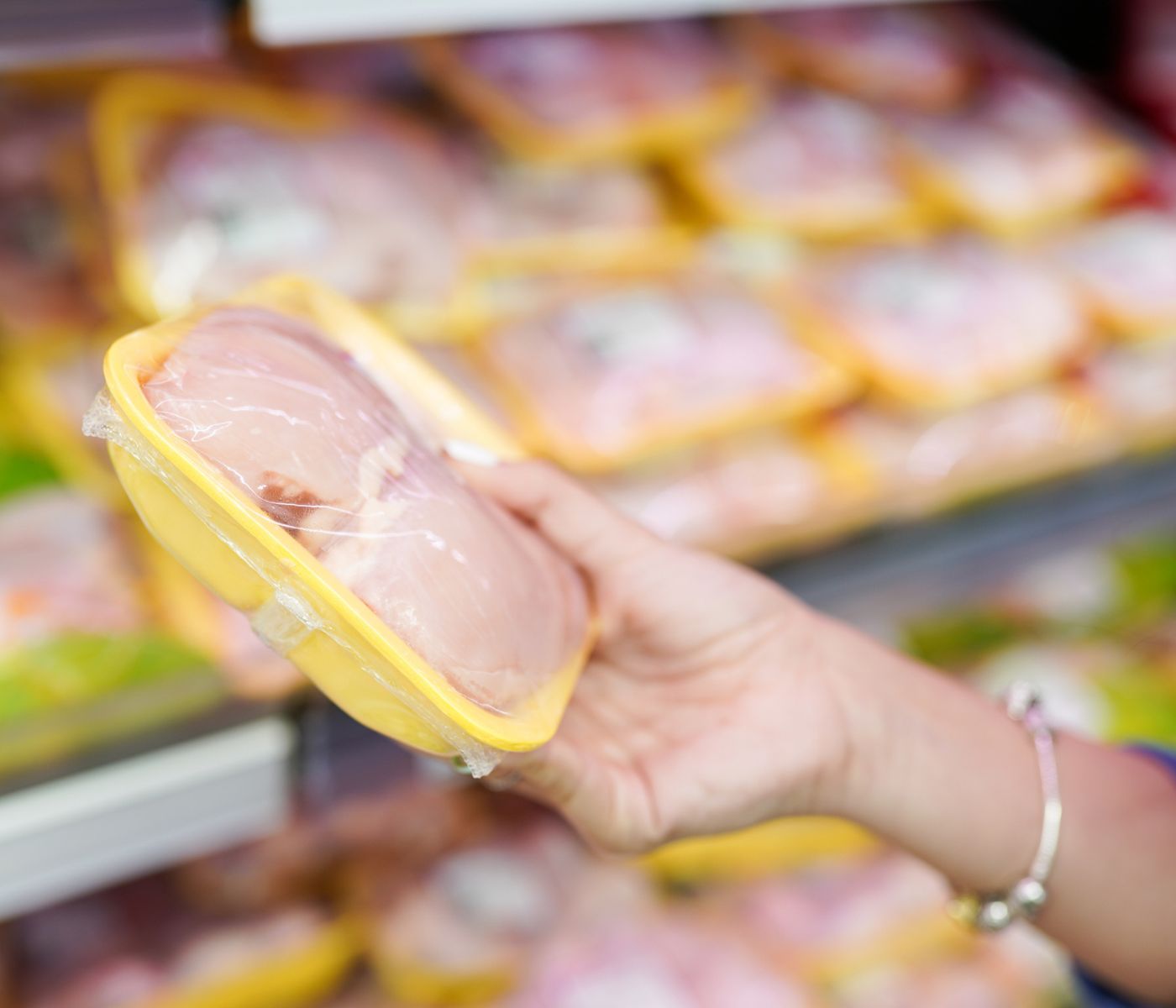 México reacciona ante medida de EE.UU. al etiquetado de productos cárnicos, avícolas y huevo