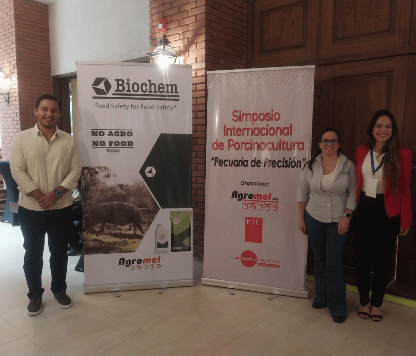 Biochem presente em evento na Bolívia