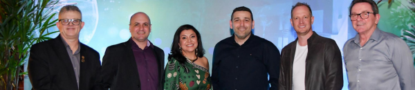 Membros da diretoria executiva do Nucleovet celebram mais um ano de conquistas.  (Foto: UQ Eventos).