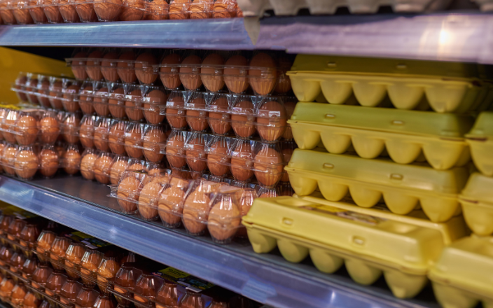 High U.S. egg prices, now a political piñata