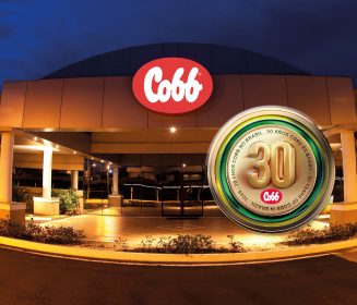 Imagen Revista Cobb-Vantress Brasil celebra 30 anos como hub de produção para América do Sul