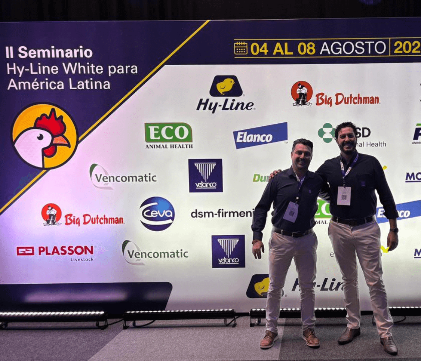 E. coli aviária em debate: Vetanco defende controle efetivo no Seminário Hy-Line América Latina   