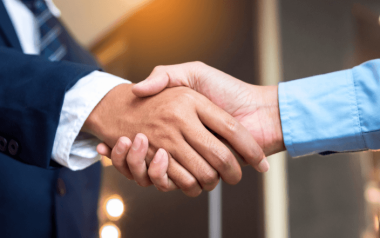 Ezentis ejecuta una nueva operación estratégica con la adquisición de COMAVIC