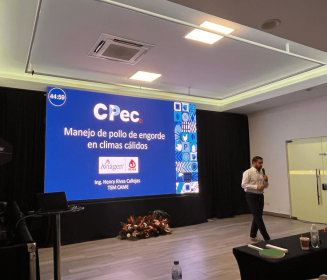 Aviagen conecta con sector avícola de Costa Rica en Congreso Pecuario