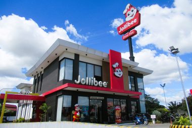 Jollibee tempers growth as costs rise