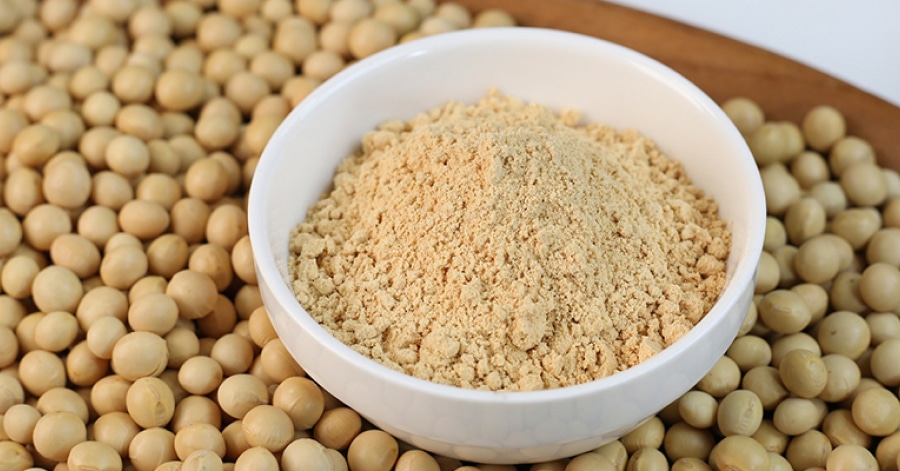Indian poultry industry to cut production by 25% amid soybean meal price surge