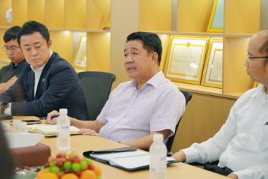 Hung Nhon and its strategic partners to implement hi-tech agricultural projects